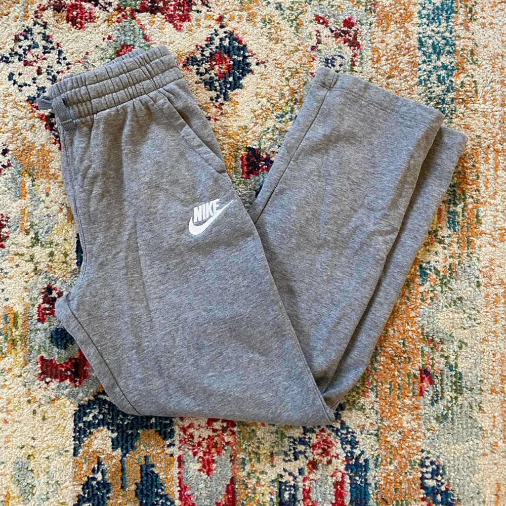 Nike sweatpants Boys XL